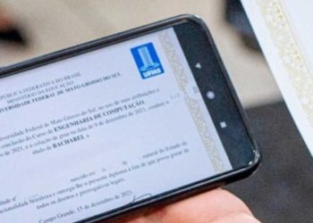 Diplomas universitários passam a ser exclusivamente digitais a partir de julho
