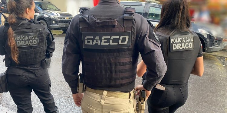 Operação Skywalker: advogada e mais um suspeito são presos em Feira de Santana por ligação com facção criminosa