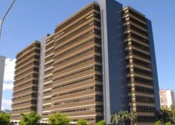 Juíza é demitida por emitir cerca de 2 mil sentenças com teor idêntico