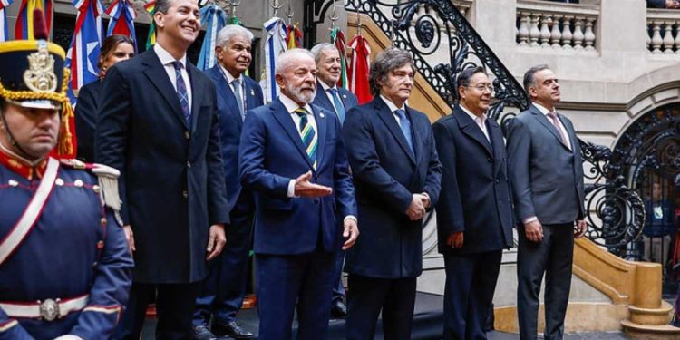 Lula assume presidência do Mercosul e destaca acordo com União Europeia como prioridade