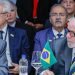 Lula se reúne com chanceler Mauro Vieira antes de viagem ao Chile para cúpula sobre democracia