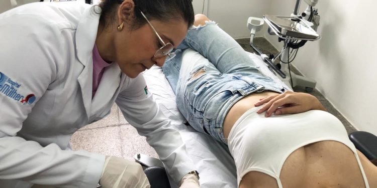 Mutirão ginecológico oferece contracepção gratuita e segura em Feira de Santana