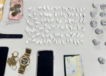 Homem é preso por tráfico de drogas no bairro George Américo, em Feira de Santana