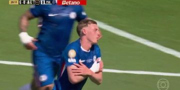 Palmer brilha e Chelsea atropela PSG para conquistar Mundial de Clubes 2025