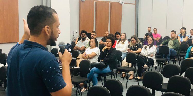 Feira de Santana fortalece formação de professores com foco em avaliação e inclusão