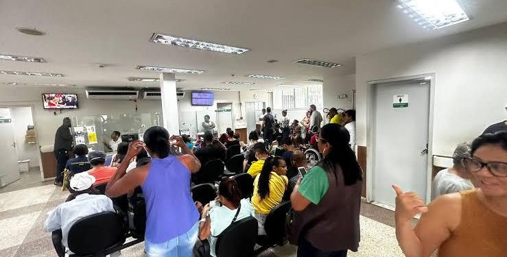 UPA Estadual de Feira de Santana atinge 260% de ocupação e alerta sobre uso indevido do serviço