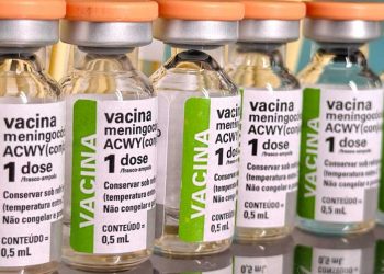 Feira de Santana amplia esquema vacinal contra meningite para crianças de 12 meses