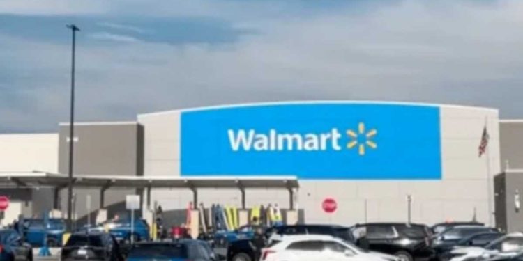 Ataque a facadas em supermercado Walmart deixa 11 feridos nos EUA