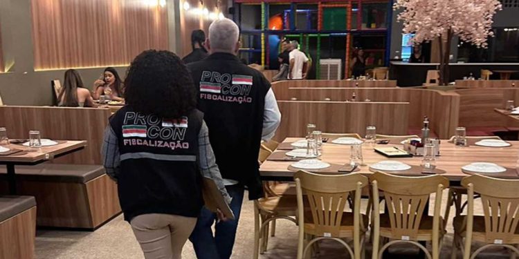 Dia da Pizza tem fiscalização e 20 pizzarias notificadas em Feira de Santana