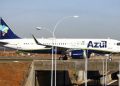 Voo da Azul faz pouso de emergência em Brasília após suspeita de bomba