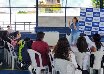Embasa oferece atendimento e ações educativas durante caravana de direitos humanos em Feira de Santana