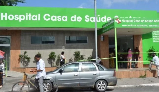 Ex-funcionária de hospital é presa por aplicar golpes em pacientes em Feira de Santana