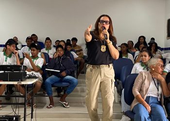 Polícia Civil realiza ação itinerante de prevenção e orientação em escola do distrito de Jaguara