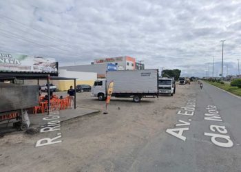 Comerciantes de Feira de Santana são notificados pelo DNIT a desocupar área do Anel de Contorno neste sábado (16)