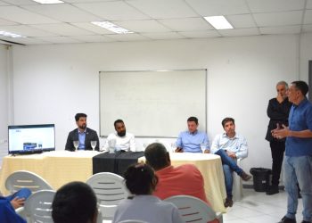 Feira de Santana recebe oficina de eletromobilidade e inicia testes com ônibus 100% elétrico