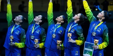 Brasil conquista medalha de prata inédita no Mundial de Ginástica Rítmica no Rio de Janeiro