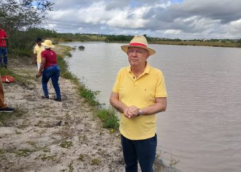 Prefeitura inicia limpeza e planeja revitalização da Lagoa Grande em Feira de Santana