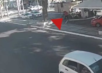 Moto de policial militar é furtada ao lado de módulo policial no centro de Feira de Santana