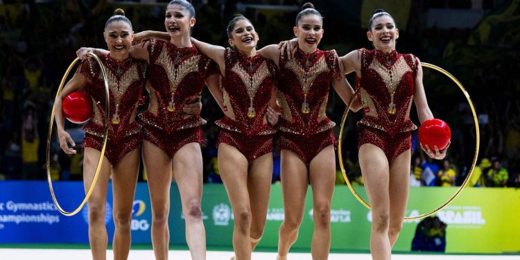 Brasil conquista segunda medalha de prata no Mundial de Ginástica Rítmica
