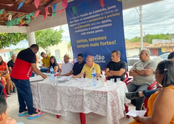 Prefeito José Ronaldo recebe reivindicações de moradores do povoado Morrinhos, em Jaguara