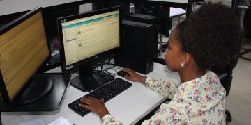 Governo da Bahia convoca mais 735 estudantes para o Programa Partiu Estágio