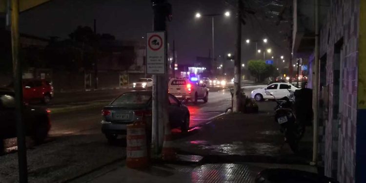 Médico é preso em Feira de Santana por dívida de pensão alimentícia