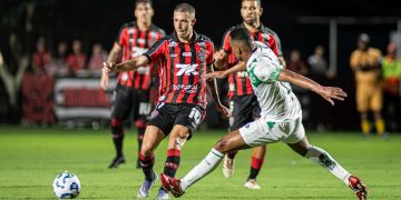 Vitória abre 2 a 0, mas cede empate ao Juventude no Barradão