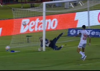 Bahia goleia Confiança e fica a um passo do pentacampeonato da Copa do Nordeste