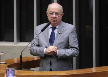 Feira de Santana é homenageada na Câmara dos Deputados pelos 192 anos de emancipação política