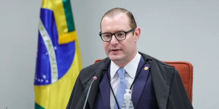 STF amplia sessões para julgamento de Bolsonaro e aliados no caso da trama golpista