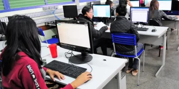 MEC divulga lista oficial de cursos semipresenciais autorizados no Brasil