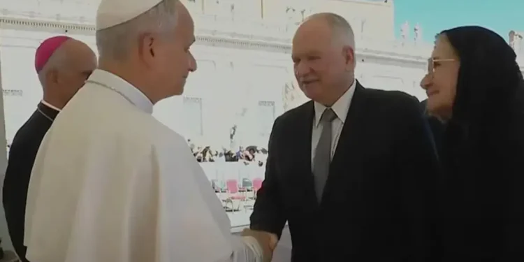 Fachin se encontra com o papa Leão XIV no Vaticano antes de assumir presidência do STF