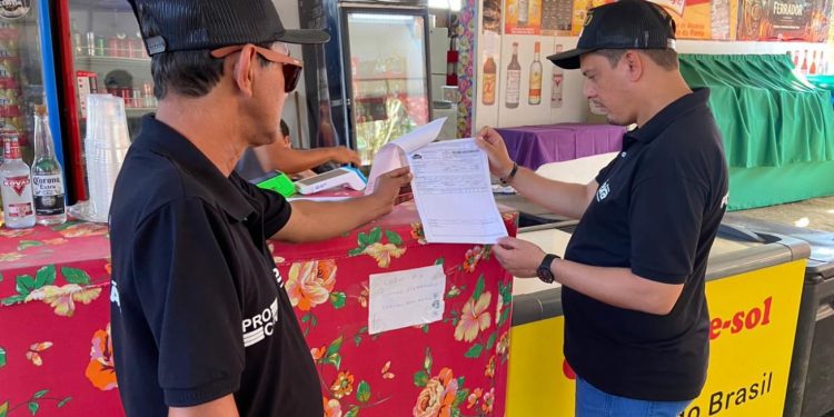 Procon intensifica fiscalizações na Expofeira 2025 e autua parque de diversões por irregularidades
