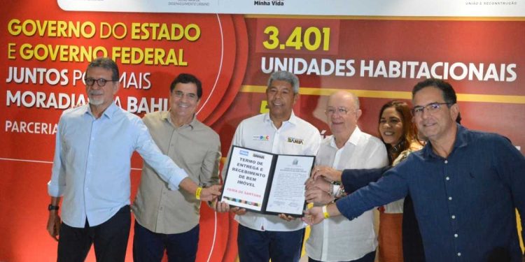 Feira de Santana anuncia construção de nova policlínica municipal