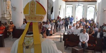 Missa solene marca os 192 anos de Feira de Santana com fé, história e emoção