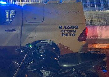 65ª CIPM prende suspeito e recupera motocicleta furtada em Feira de Santana