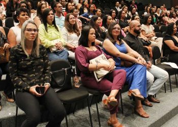 Professores de Feira de Santana celebram enquadramento funcional após anos de espera