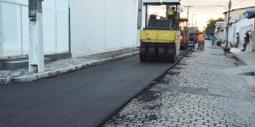Feira de Santana inicia obras de pavimentação nos bairros Cidade Nova e Parque Ipê