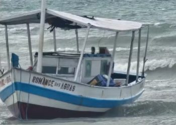 Pescador desaparecido é encontrado morto no mar em Salvador