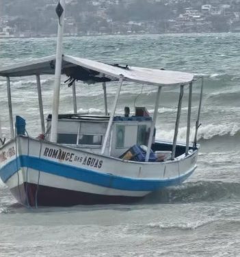 Pescador desaparecido é encontrado morto no mar em Salvador