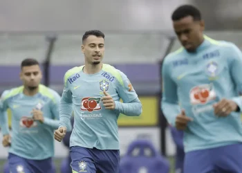Brasil se prepara para enfrentar a Bolívia na altitude de 4.150 metros em jogo decisivo das Eliminatórias