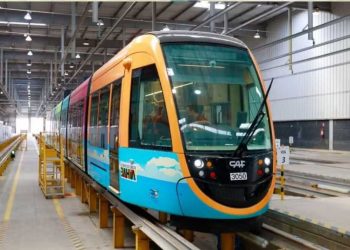 Governo da Bahia assina contrato de R$ 600 milhões para obras de mobilidade urbana com foco no VLT de Salvador