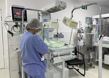 Hospital da Mulher amplia fisioterapia neonatal e beneficia quase dois mil bebês em dois anos em Feira de Santana