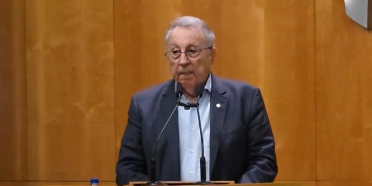 Cooperfeira parabeniza João Martins pela recondução à presidência da CNA