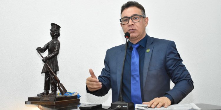 Marcos Lima cobra do DNIT ações urgentes diante do “caos” na BR-324 e critica abandono após saída da ViaBahia