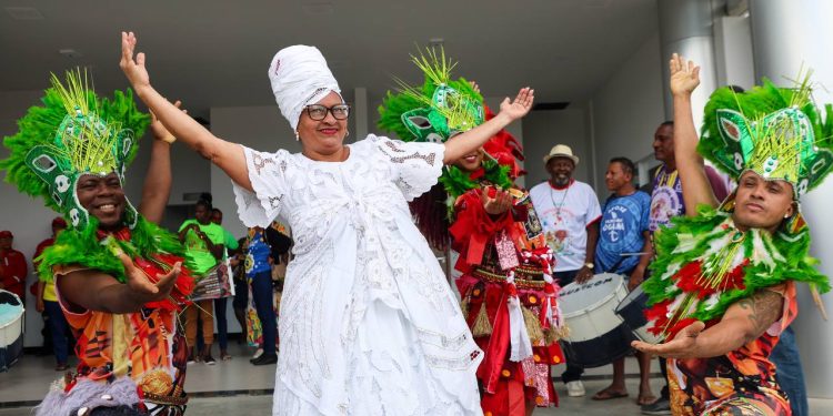 Governo da Bahia lança edital Ouro Negro 2026 em Feira de Santana