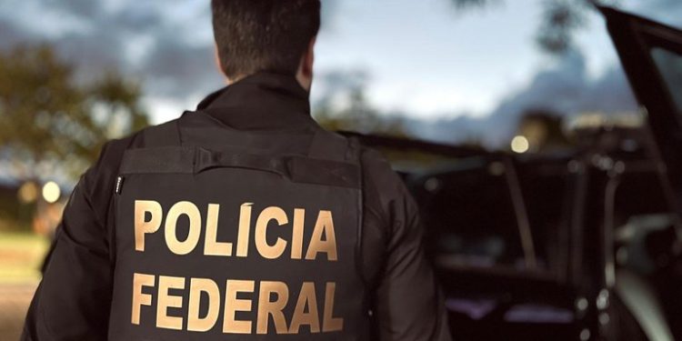 Polícia Federal apreende notas falsas enviadas pelos Correios em Feira de Santana