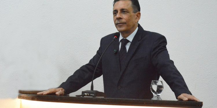 Secretário de Mobilidade de Feira de Santana pede demissão em meio à crise provocada por vazamento de dados sensíveis