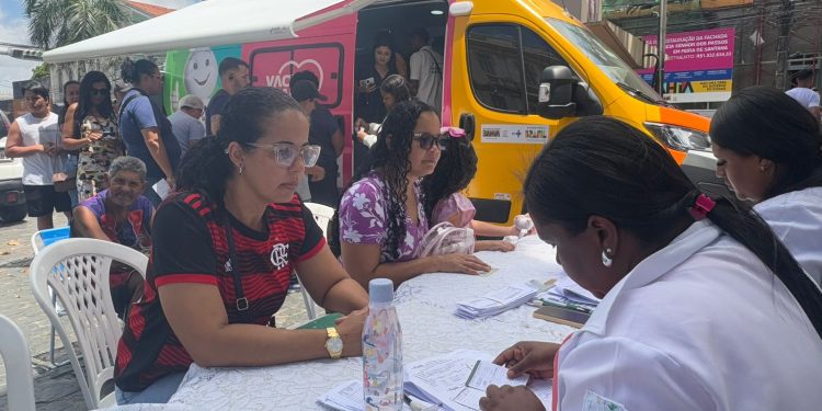 Dia “D” da Campanha de Multivacinação movimenta unidades de saúde em Feira de Santana
