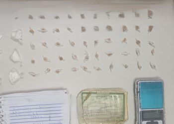 Polícia Militar prende homem e apreende drogas no bairro Conceição, em Feira de Santana